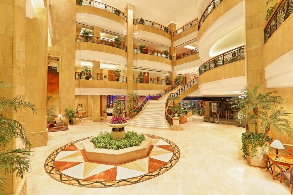 Sheraton Chengdu Lido Hotel Exteriör bild