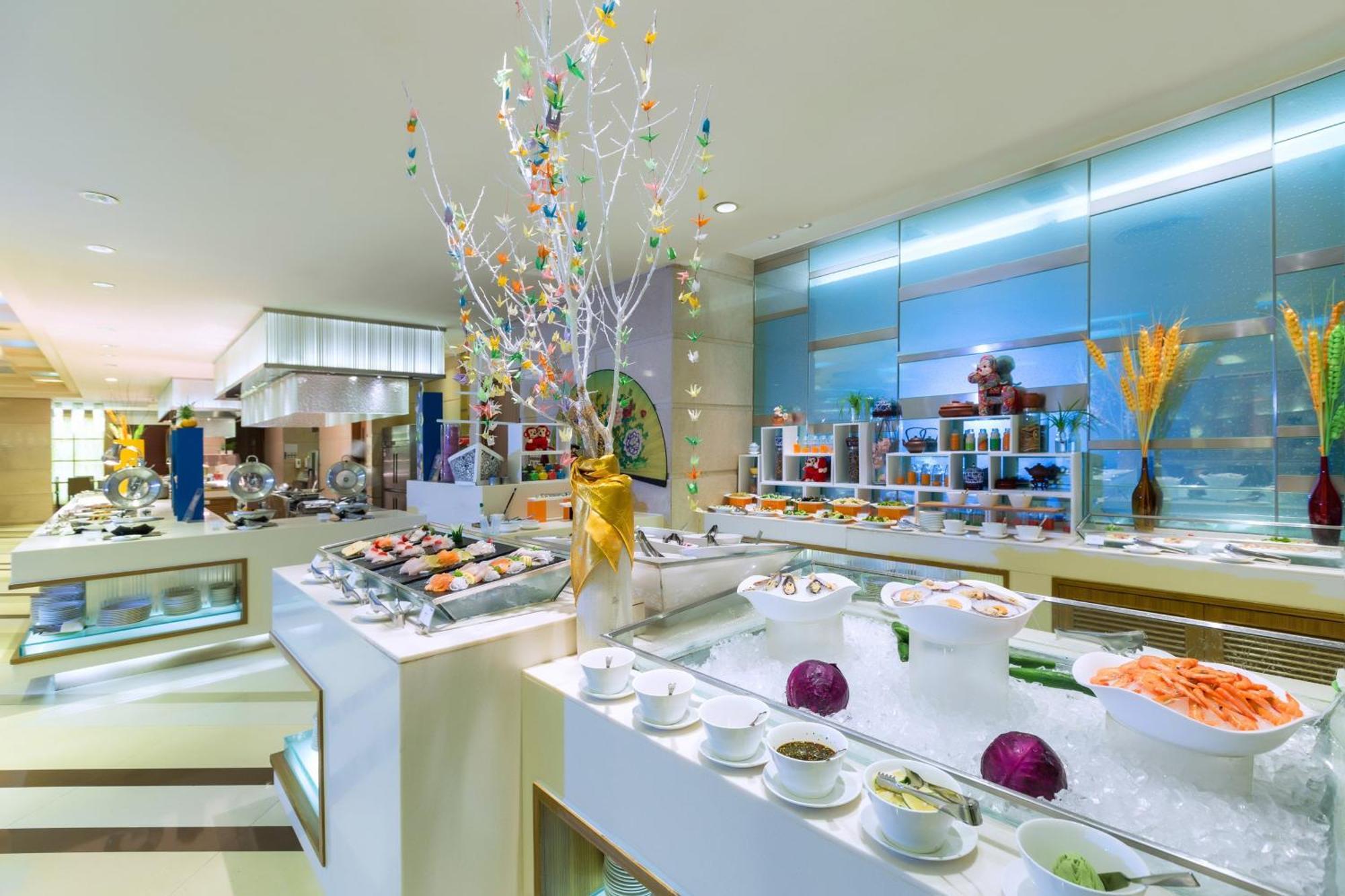 Sheraton Chengdu Lido Hotel Exteriör bild